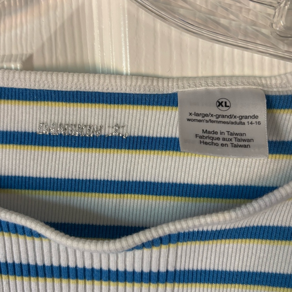 😱 SALE - White Ribbed Tee with Blue and Yellow Stripes - Picture 3 of 4